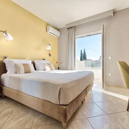 Diogia Luxury Apartment- Comfort & Elegance, By Zantewize Vanato Exterior photo