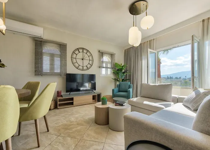 Diogia Luxury Apartment- Comfort & Elegance, By Zantewize