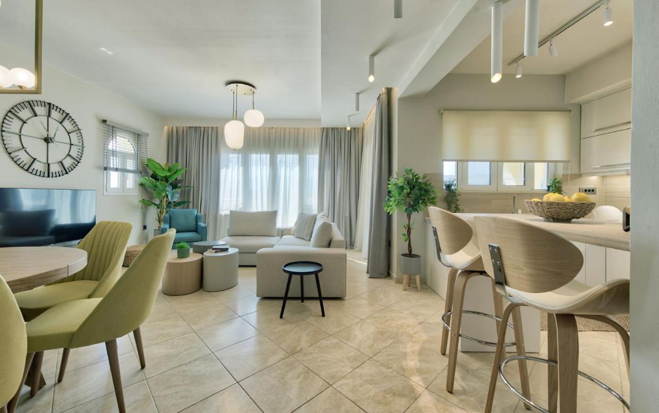 Apartment Diogia Luxury Apartment- Comfort & Elegance, By Zantewize *
